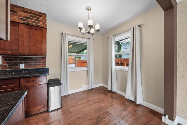 471 White Bear Avenue N, Saint Paul, MN 55106