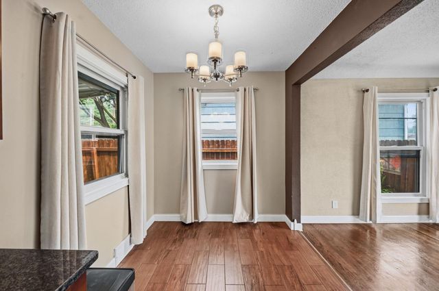 471 White Bear Avenue N, Saint Paul, MN 55106