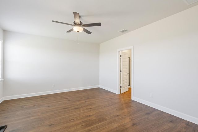 505 West Luna Blue LN, Jarrell, TX 76537