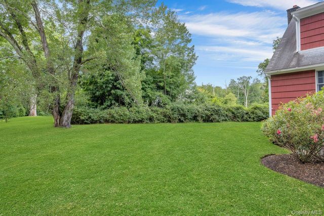 5 Spruce Pond Lane, Bedford, NY 10506