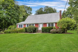 5 Spruce Pond Lane, Bedford, NY 10506