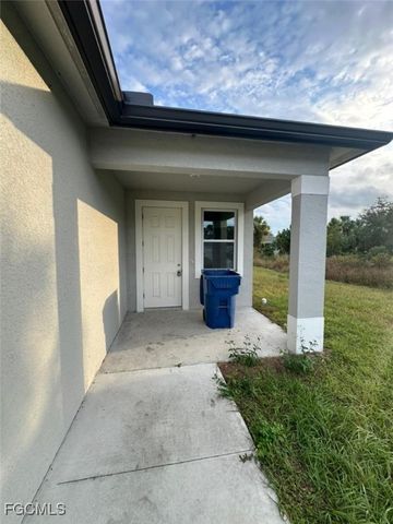 5008 Idaho LN, Labelle, FL 33935