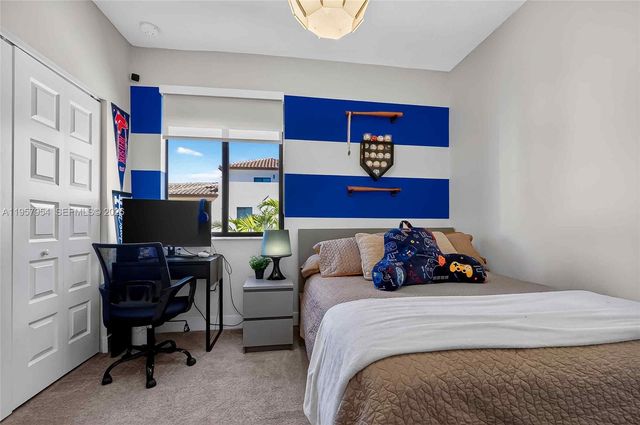 4655 NW 83rd Path, Doral, FL 33166