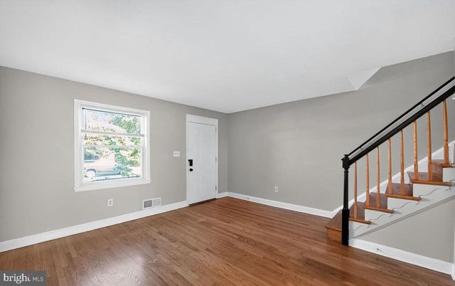 60 S HAWTHORNE RD, Middle River, MD 21220