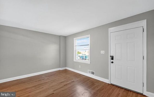 60 S HAWTHORNE RD, Middle River, MD 21220