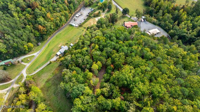 1009 Franklin Lane, Sevierville, TN 37876