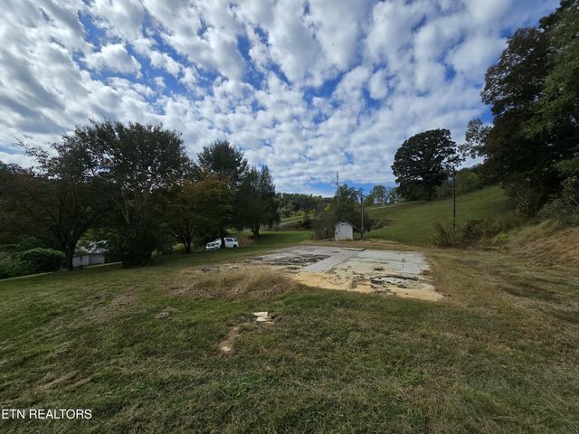 1009 Franklin Lane, Sevierville, TN 37876