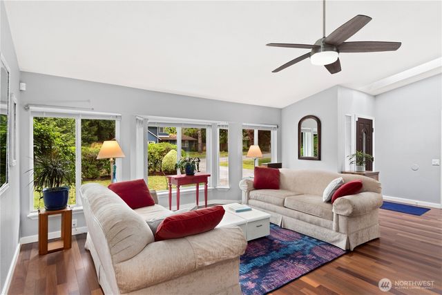 7485 Glacier Ridge Place SE, Port Orchard, WA 98367