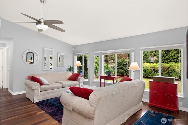 7485 Glacier Ridge Place SE, Port Orchard, WA 98367