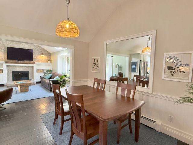 31 Childs St, Barnstable, MA 02632