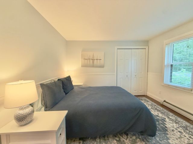 31 Childs St, Barnstable, MA 02632