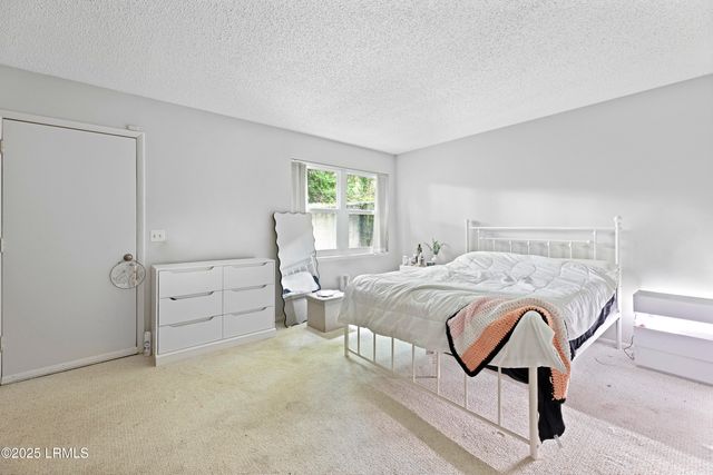 400 William Hilton Pkwy Apt 110, Hilton Head Island, SC 29926