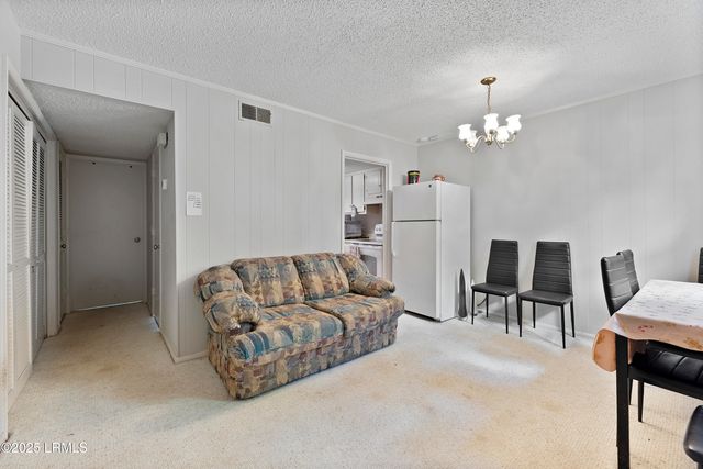 400 William Hilton Pkwy Apt 110, Hilton Head Island, SC 29926