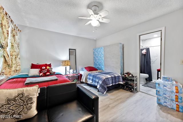 400 William Hilton Pkwy Apt 110, Hilton Head Island, SC 29926