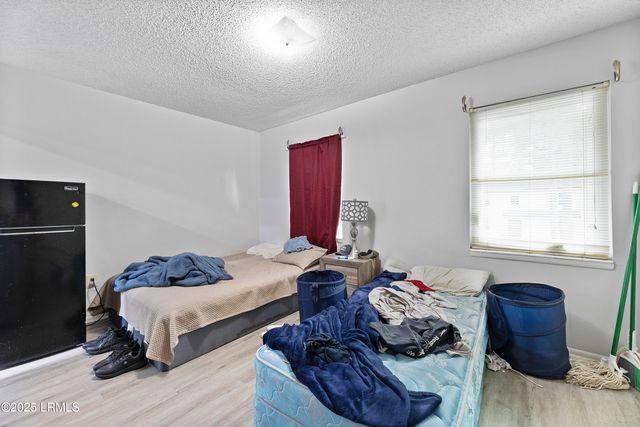 400 William Hilton Pkwy Apt 110, Hilton Head Island, SC 29926