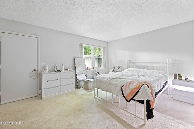 400 William Hilton Pkwy Apt 110, Hilton Head Island, SC 29926