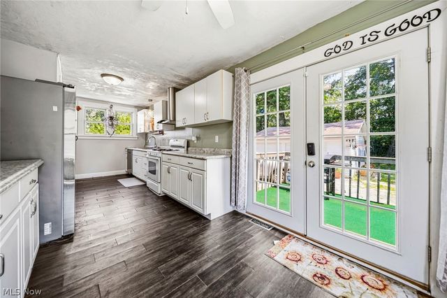 1589 E 337th Street, Eastlake, OH 44095