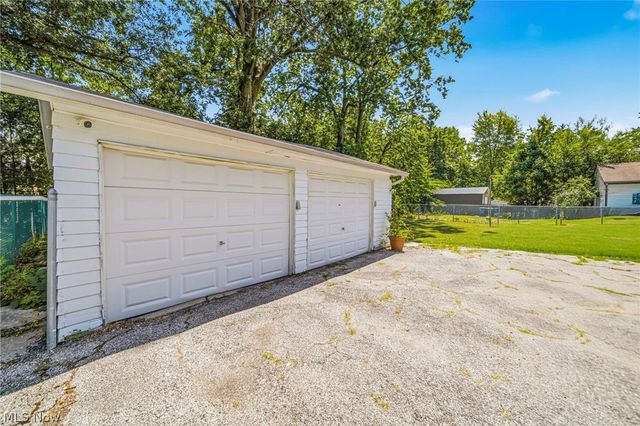1589 E 337th Street, Eastlake, OH 44095