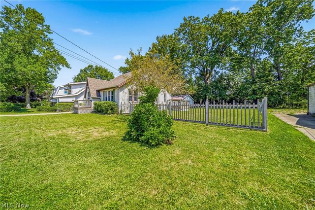 1589 E 337th Street, Eastlake, OH 44095