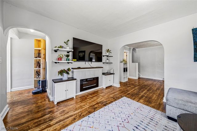 1589 E 337th Street, Eastlake, OH 44095