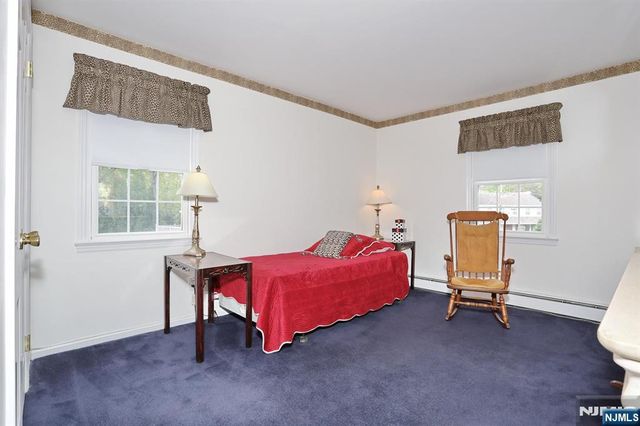 544 Hague Court, Oradell, NJ 07649