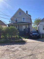 3596 W 60th Street, Cleveland, OH 44102