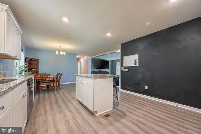 228 N GOVERNORS BLVD, Dover, DE 19901