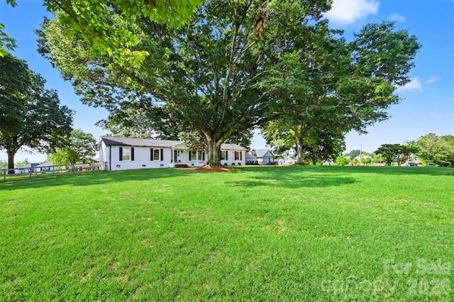 10858 Barberville Road, Fort Mill, SC 29707