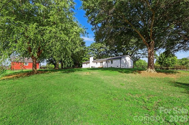 10858 Barberville Road, Fort Mill, SC 29707
