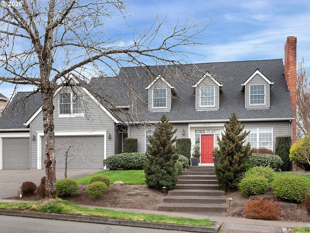 22515 PONDERAY Dr, West Linn, OR 97068