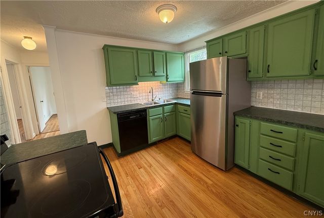 5002 Woodside Road, Dewitt, NY 13066