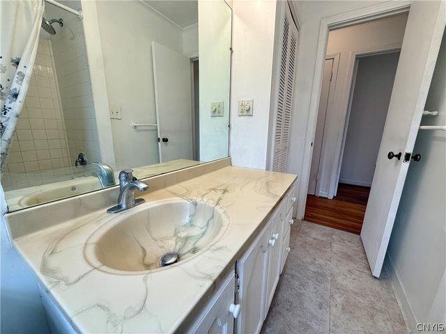 5002 Woodside Road, Dewitt, NY 13066