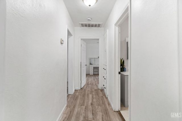 302 Eye Street, Bakersfield, CA 93304