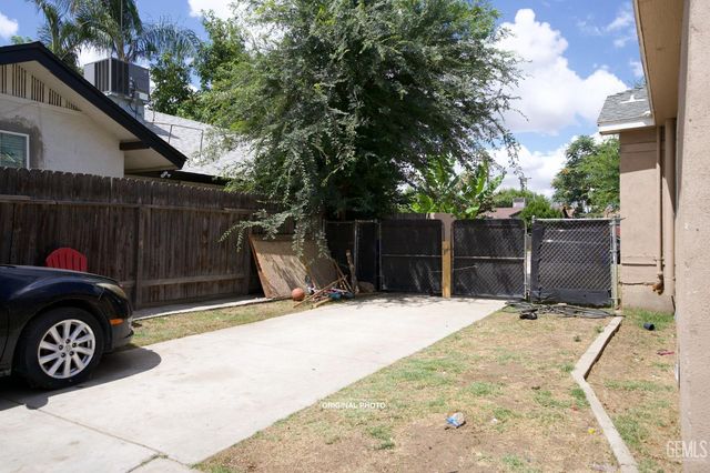 302 Eye Street, Bakersfield, CA 93304