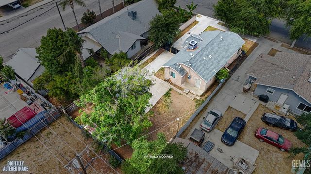 302 Eye Street, Bakersfield, CA 93304