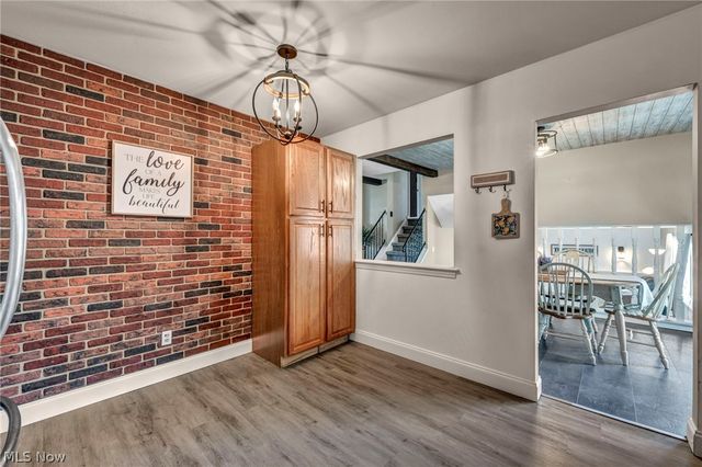 127 Edgefield Drive, Elyria, OH 44035