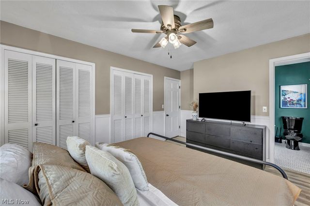 127 Edgefield Drive, Elyria, OH 44035