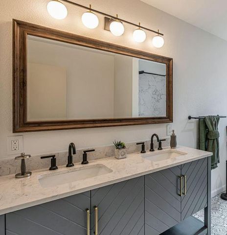 4300 Morpheus Ln, Sacramento, CA 95864