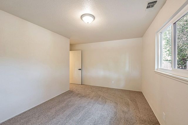 4300 Morpheus Ln, Sacramento, CA 95864