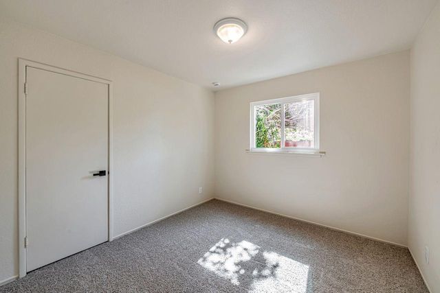 4300 Morpheus Ln, Sacramento, CA 95864