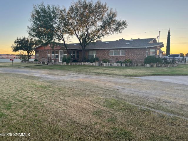 145 Our Way Road, Anthony, NM 88021