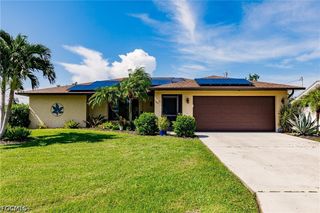 627 SE 34th ST, Cape Coral, FL 33904