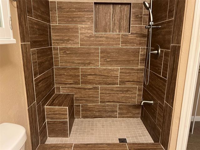 19326 Gagelake Lane, Houston, TX 77084