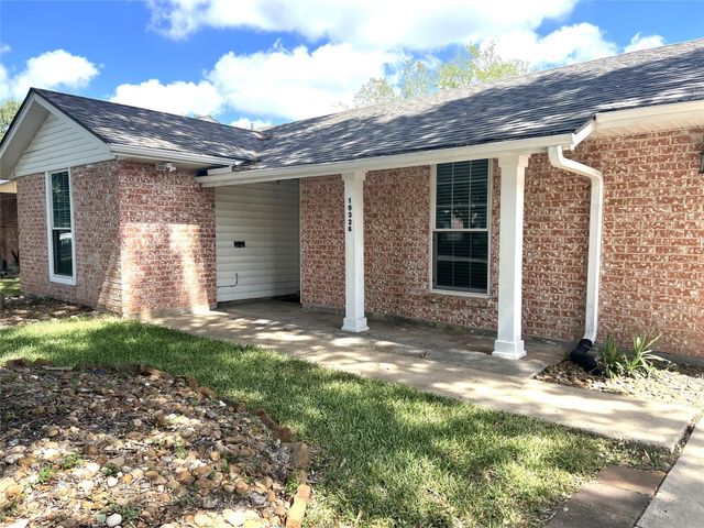 19326 Gagelake Lane, Houston, TX 77084