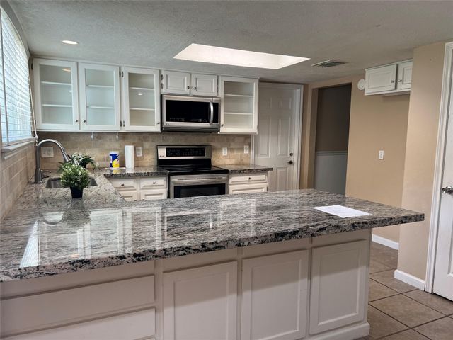 19326 Gagelake Lane, Houston, TX 77084