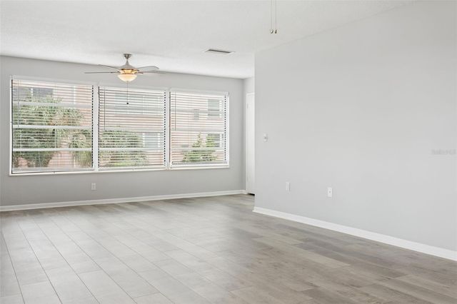 5501 80TH STREET N 402, St Petersburg, FL 33709