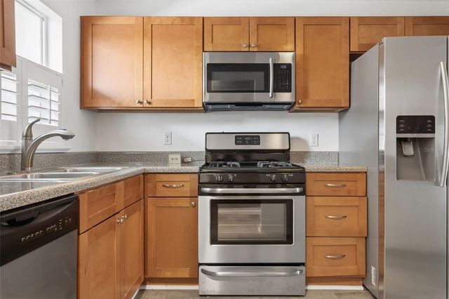 5501 80TH STREET N 402, St Petersburg, FL 33709