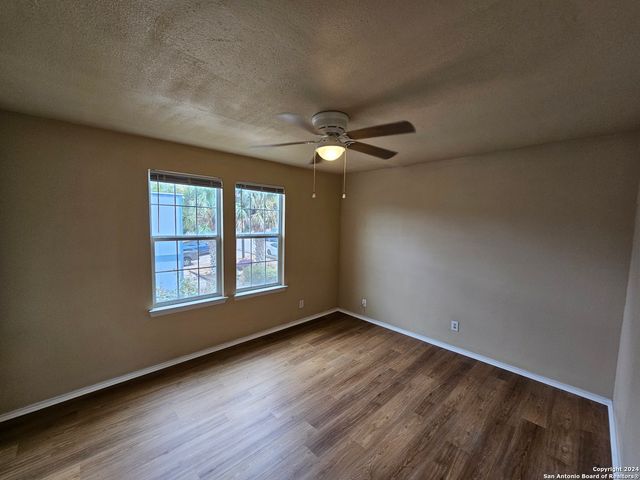 1305 E Mulberry Ave Apt 3, San Antonio, TX 78209