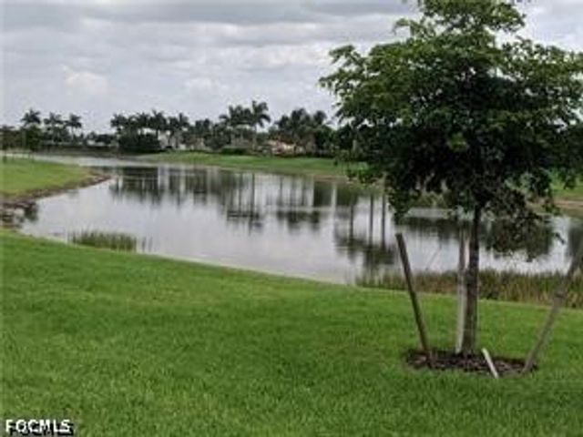11548 Shady Blossom DR, Fort Myers, FL 33913