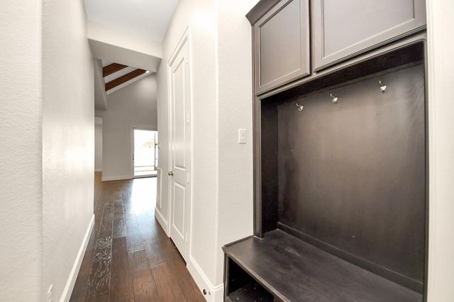 9814 Carver Drive, Rosharon, TX 77583